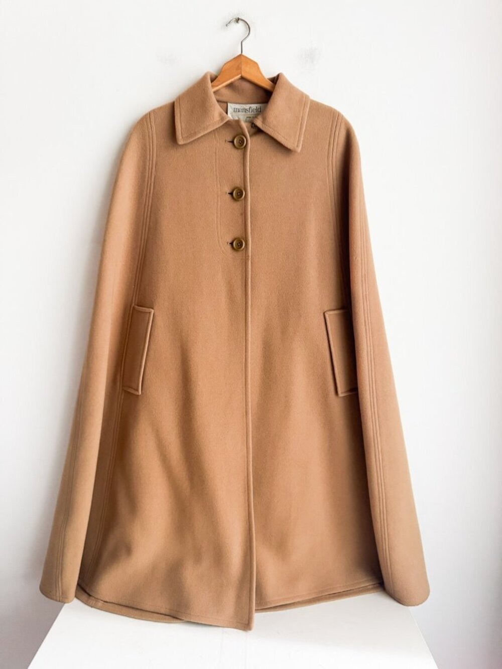 Vintage Mansfield Camel Brown Beige pure New Wool Classic Cape M